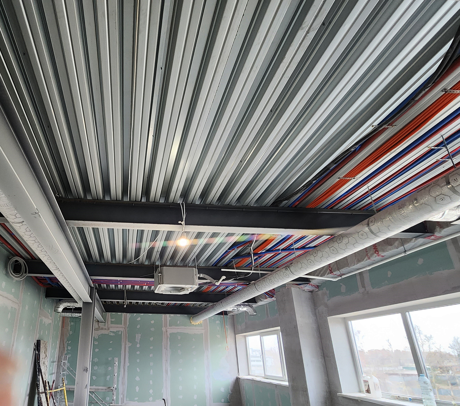 Монтаж систем вентиляции на производственном объекте