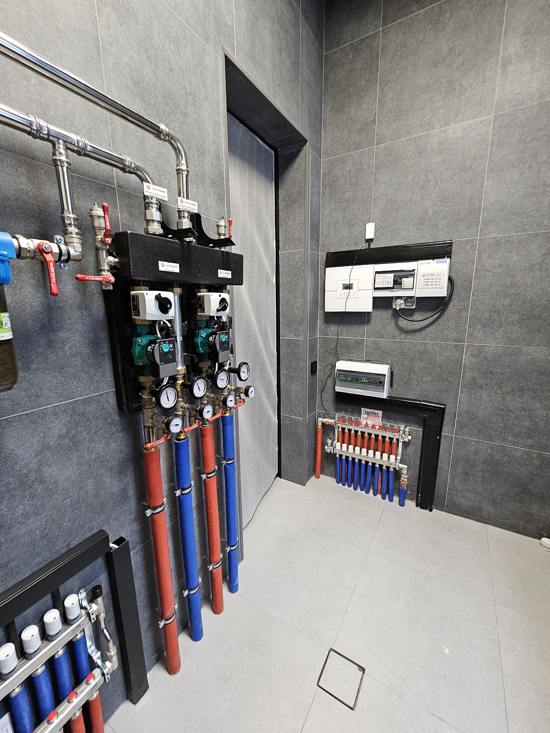 Комбинированная система отопления, тёплые полы и радиаторное отопление, водоотведение в частном доме 300 м2 Балашиха