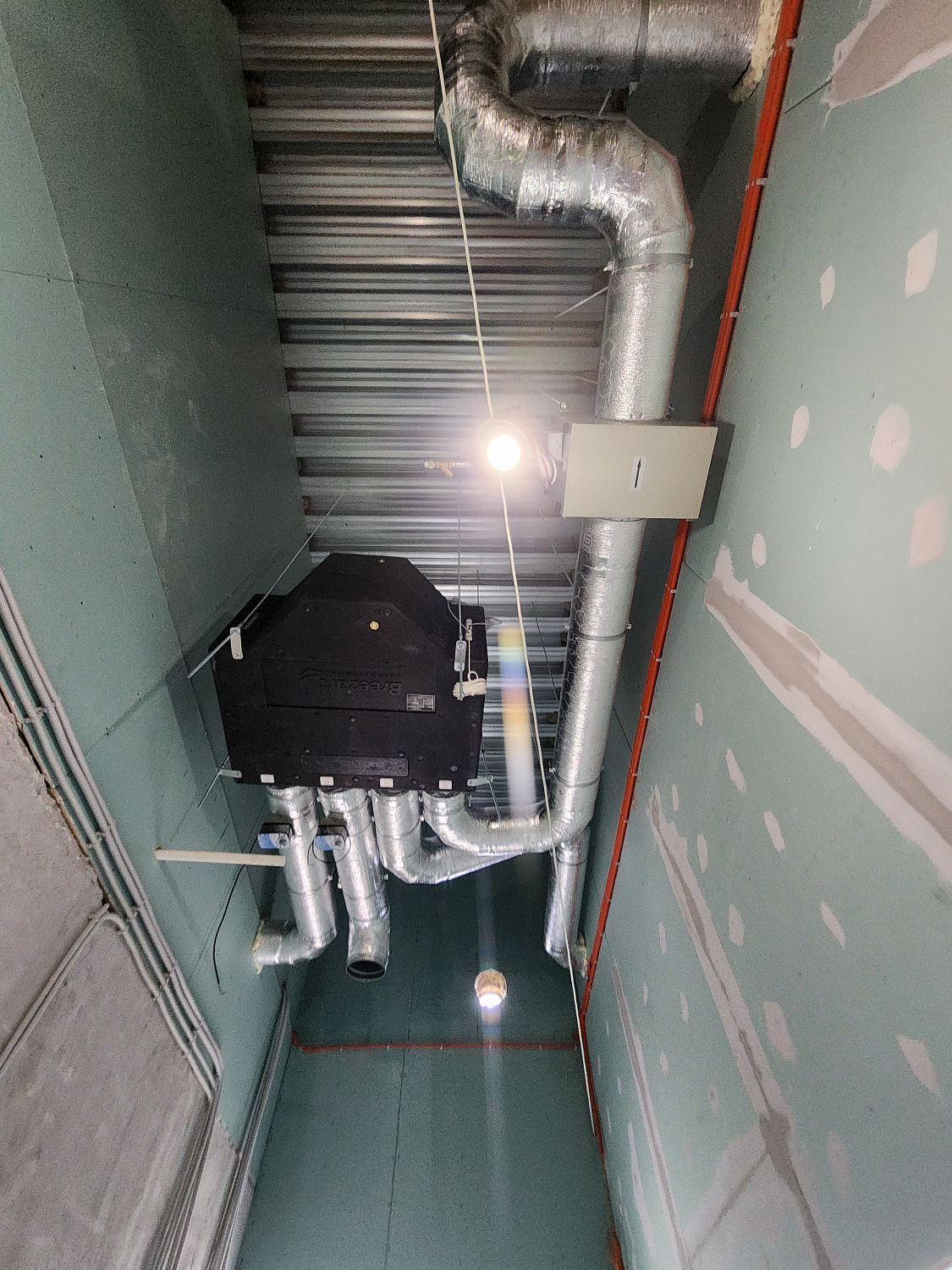 Монтаж систем вентиляции на производственном объекте