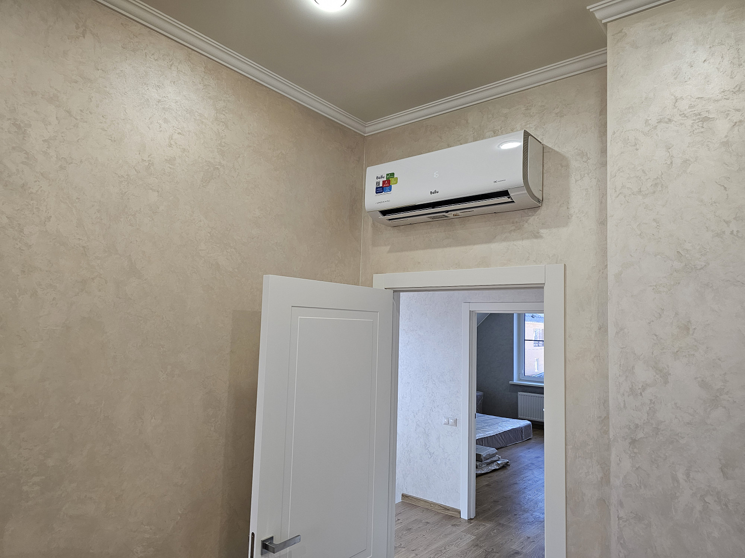 Монтаж системы кондиционирования в частном доме 160м2