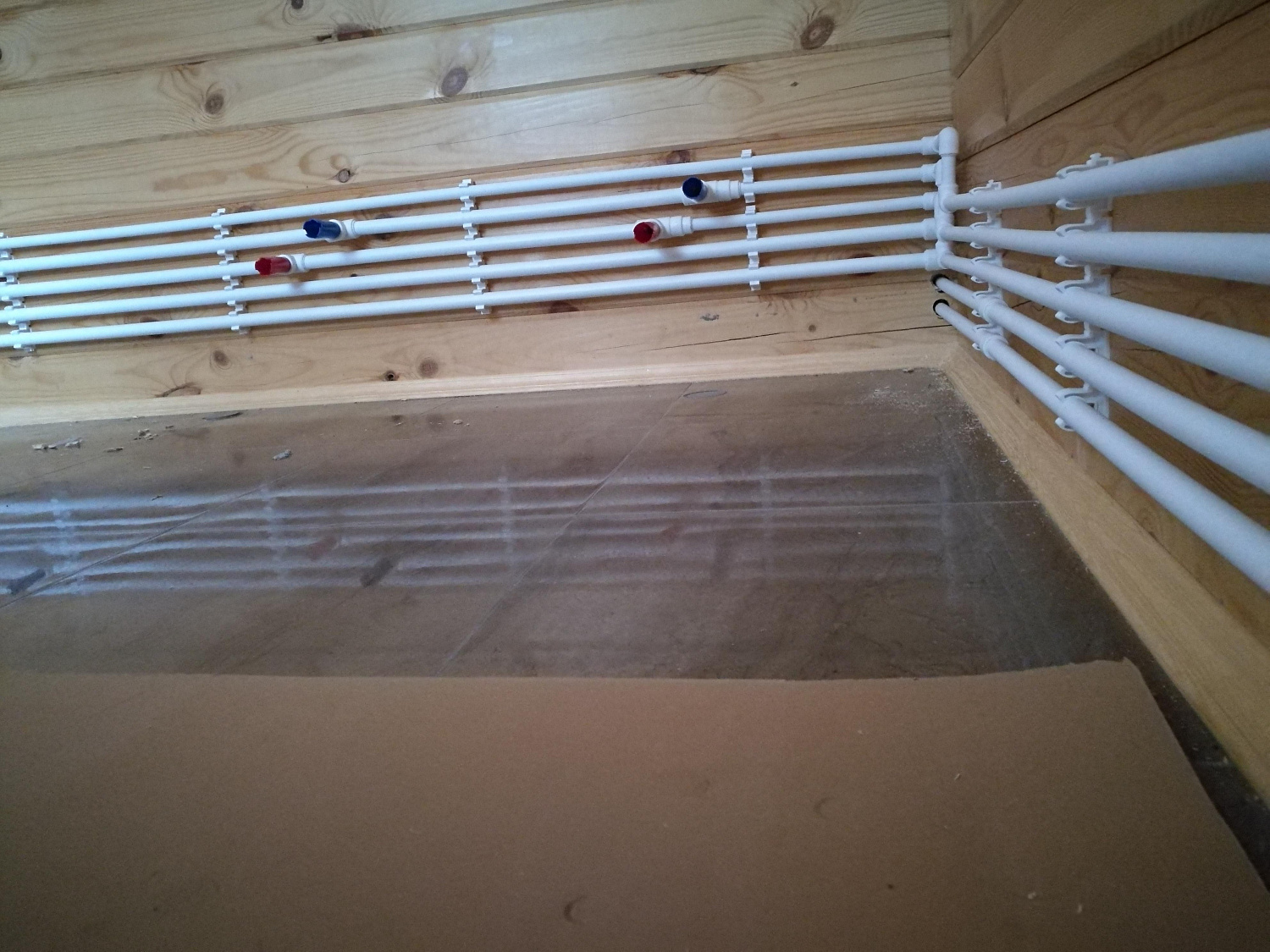 Монтаж радиаторного отопления и водоснабжения. 