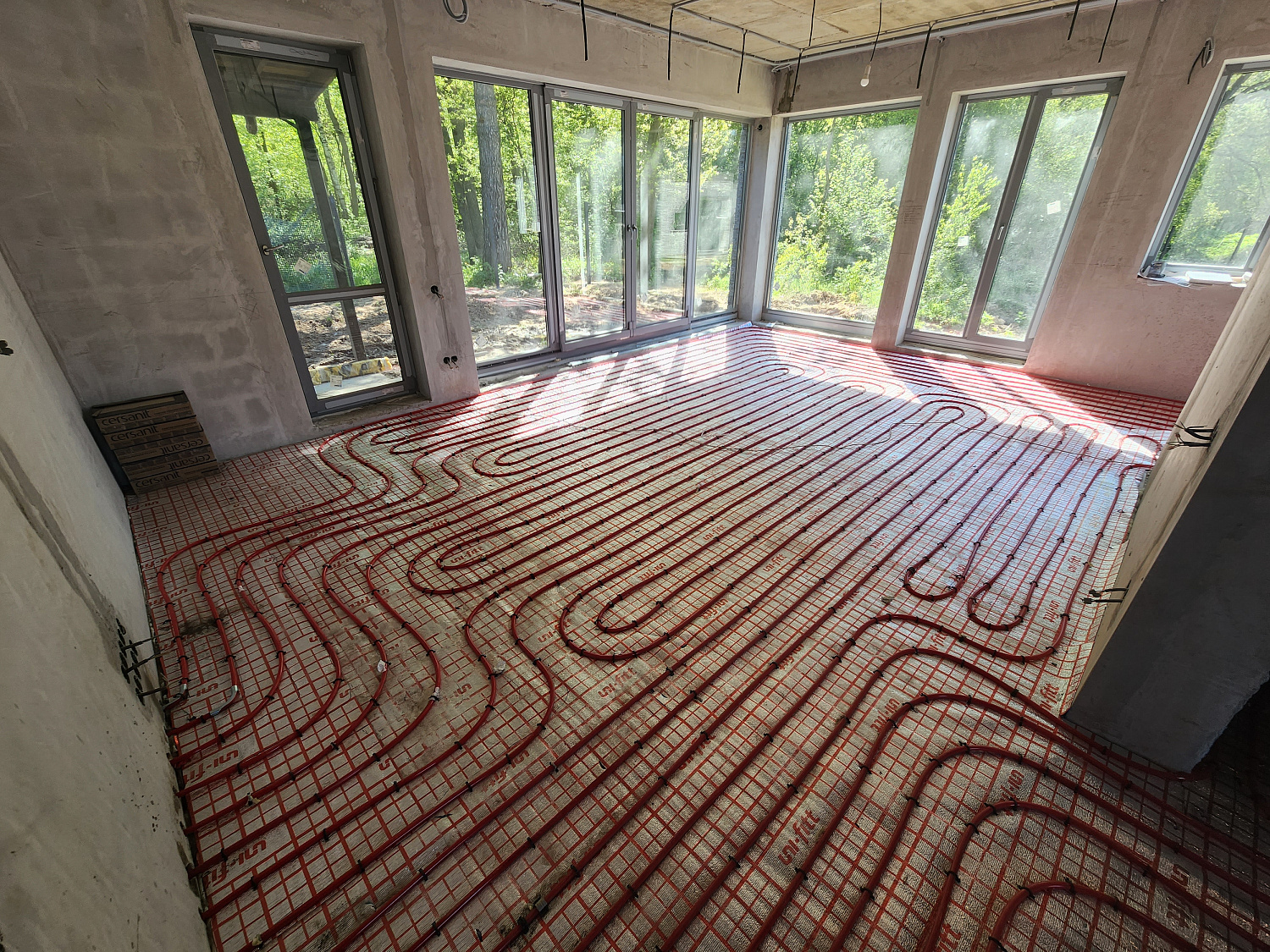 Монтаж тёплого пола и радиаторного отопления КП Медовый спас