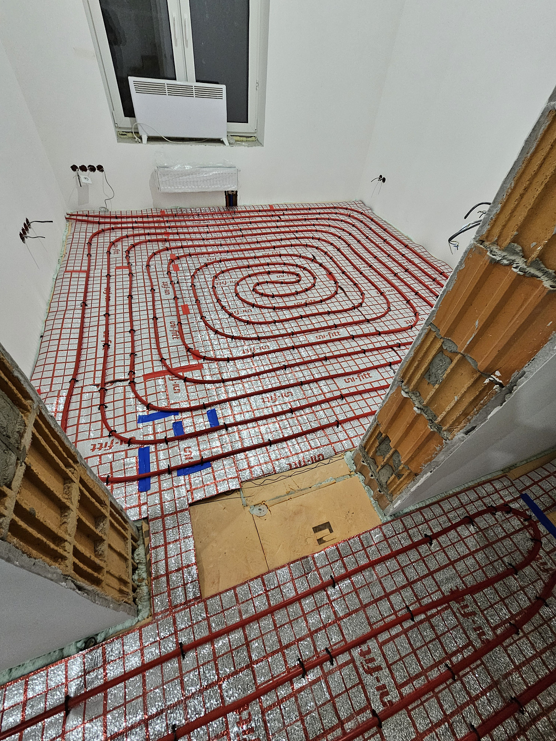 Монтаж теплого пола на объекте в СНТ Здоровье