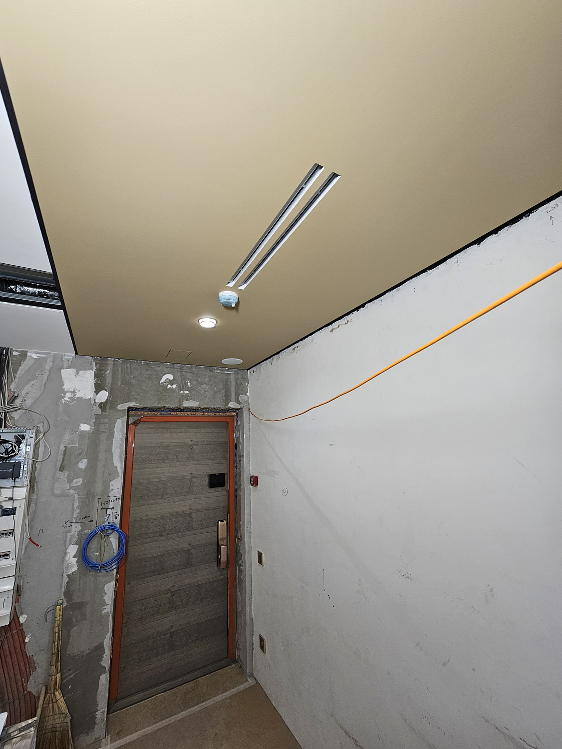 Монтаж системы отопления, вентиляции, кондиционирования и сантехники под ключ в квартире