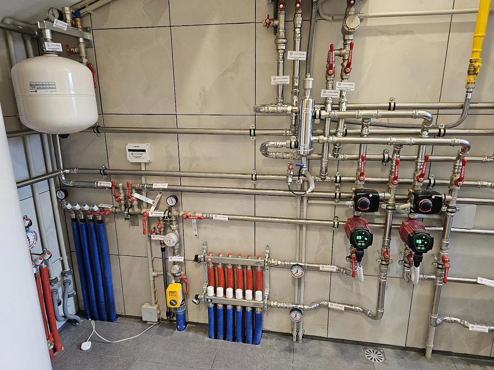 Монтаж котельной, теплых полов в таунхаусе 100м2 в КП Британика