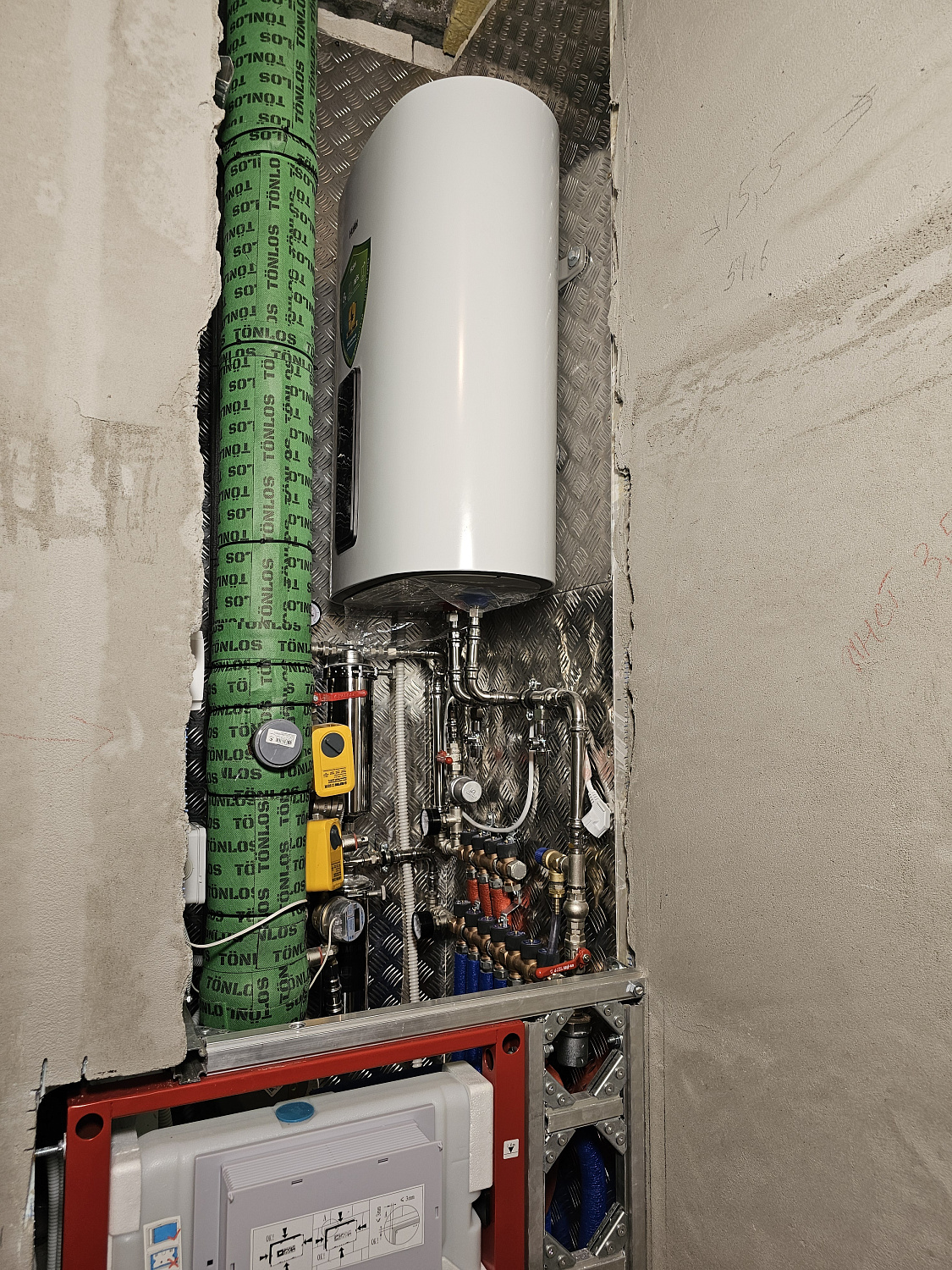 Монтаж водоснабжения, водоотведения и радиаторного отопления в однокомнатной квартире