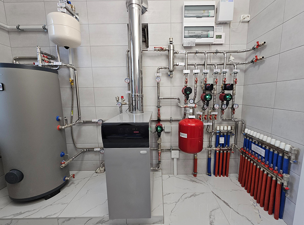 Монтаж отопления, монтаж котельной, водоснабжение и водоотведение в частном доме 160м2