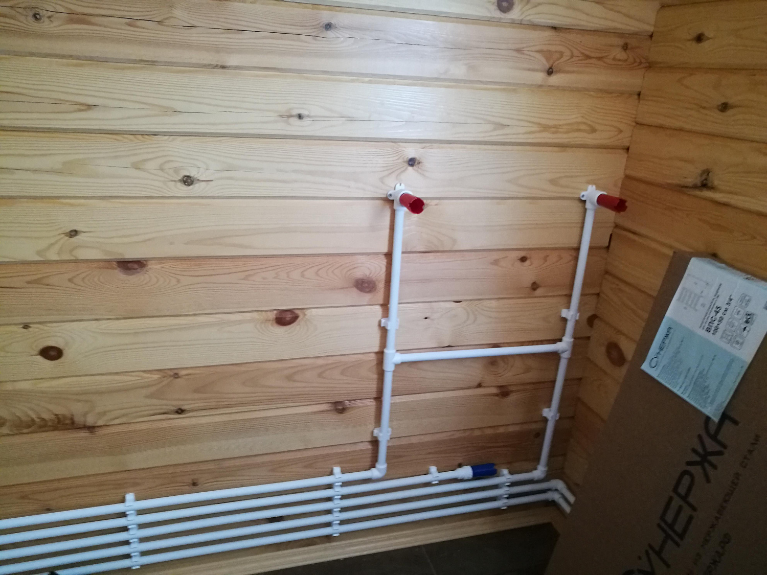 Монтаж радиаторного отопления и водоснабжения. 