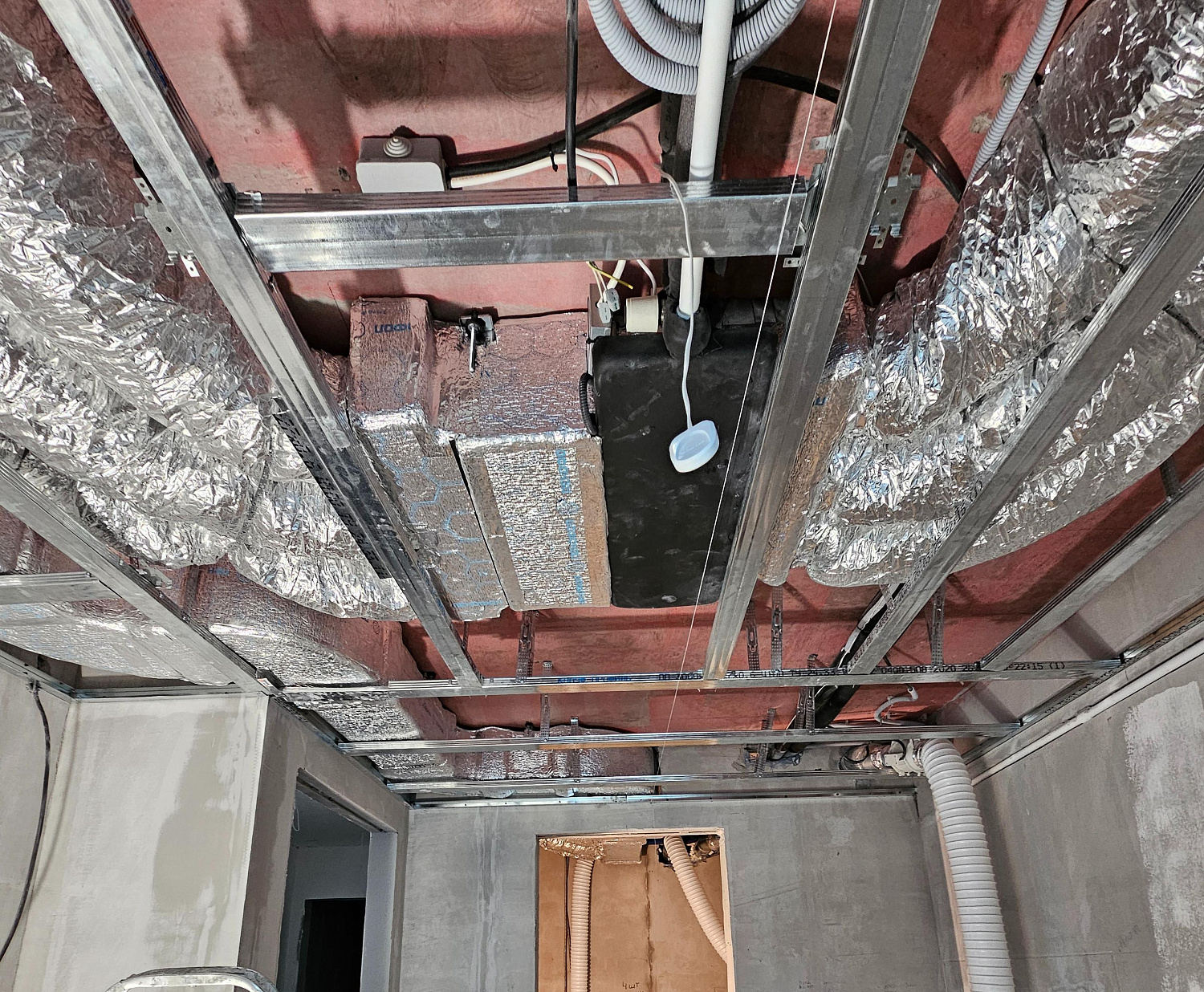 Монтаж фанкойлов в квартире ЖК Sky House