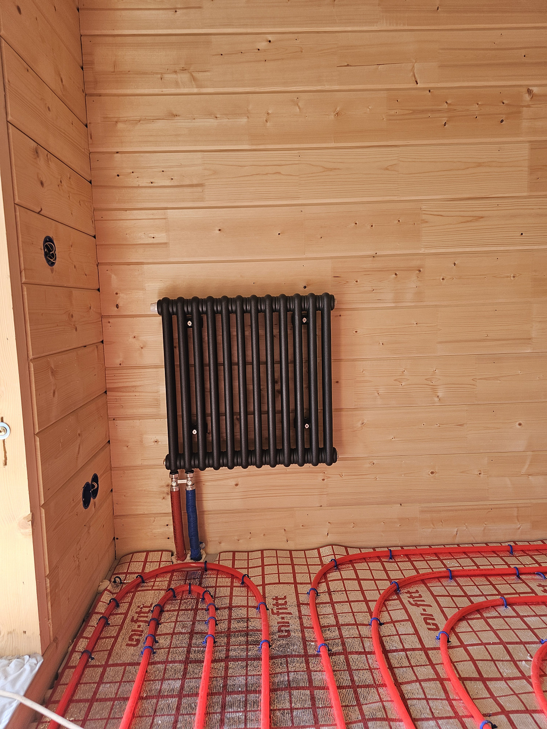 Монтаж тёплых полов и радиаторного отопления в частном доме 120м2 г. Дмитров