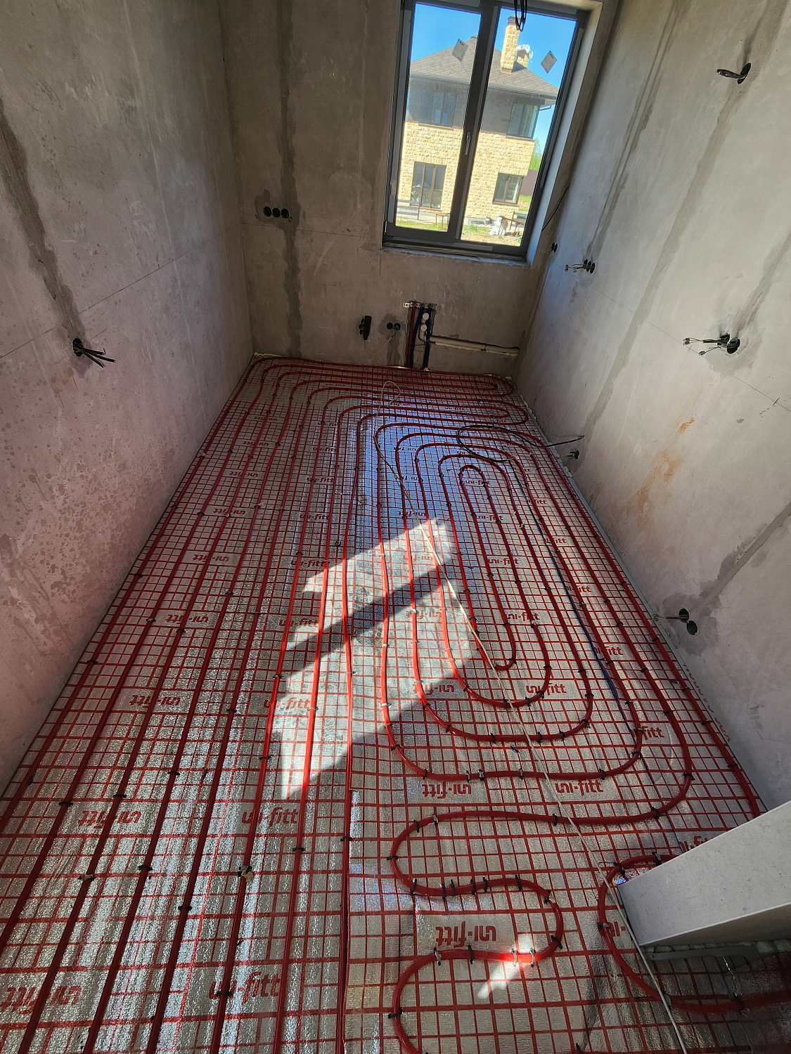 Монтаж тёплого пола и радиаторного отопления КП Медовый спас