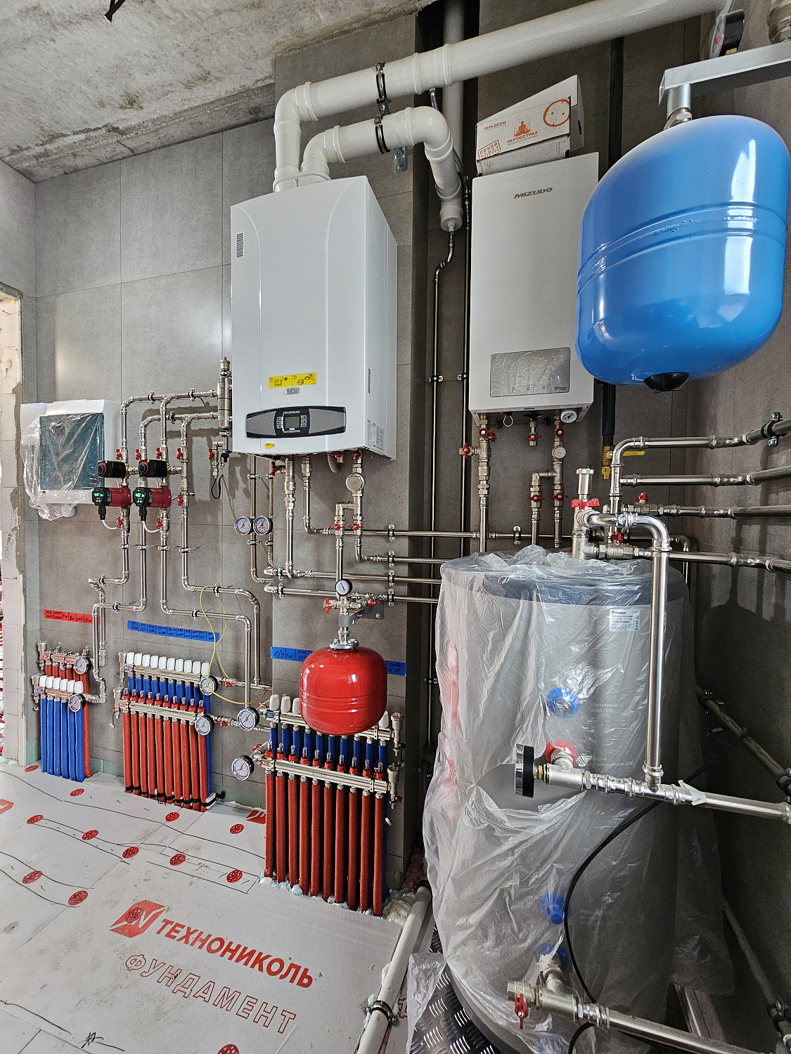 Монтаж радиаторного отопления, теплые полы, монтаж котельной, водоснабжения и водоотведения в загородном доме 140 м2 КП Купавушка