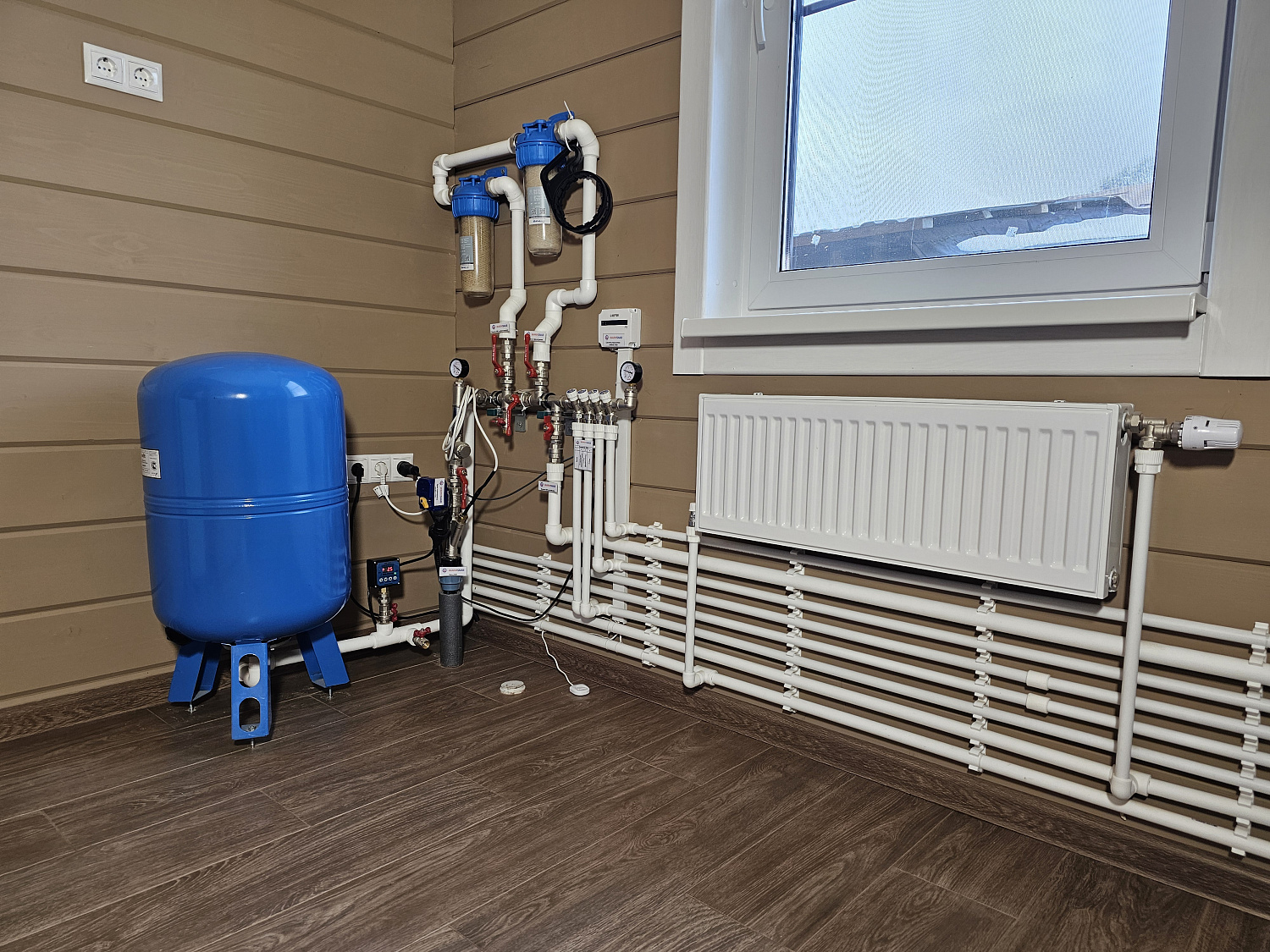 Монтаж котельной, радиаторного отопления, водоснабжения и водоотведение в деревянном доме 130м2