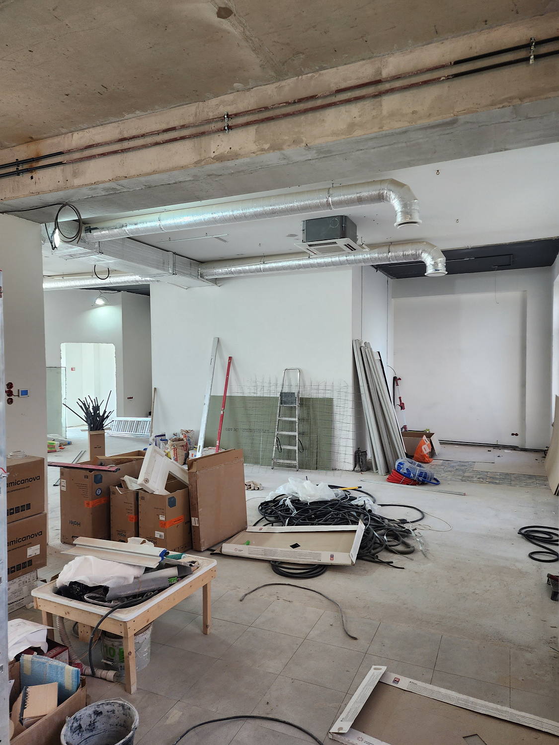 Монтаж вентиляции и кондиционирование в кафе Люберцы