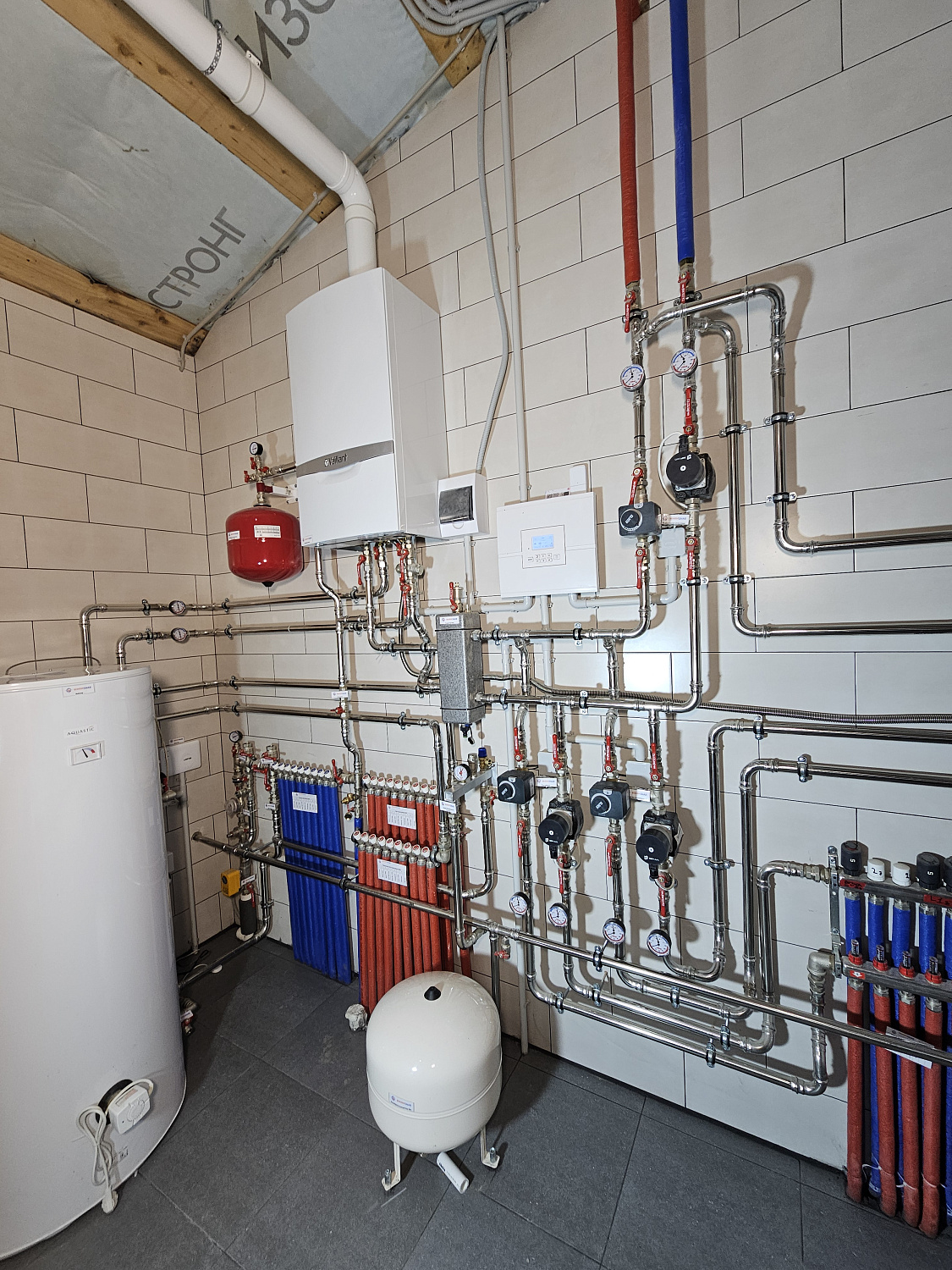 Монтаж котельной, радиаторное отопление, тёплый пол в частном доме КП Медовый Спас