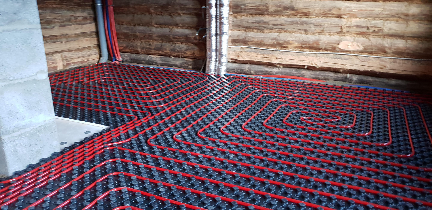 Отопление комбинированное тёплыми полами и радиаторами. 