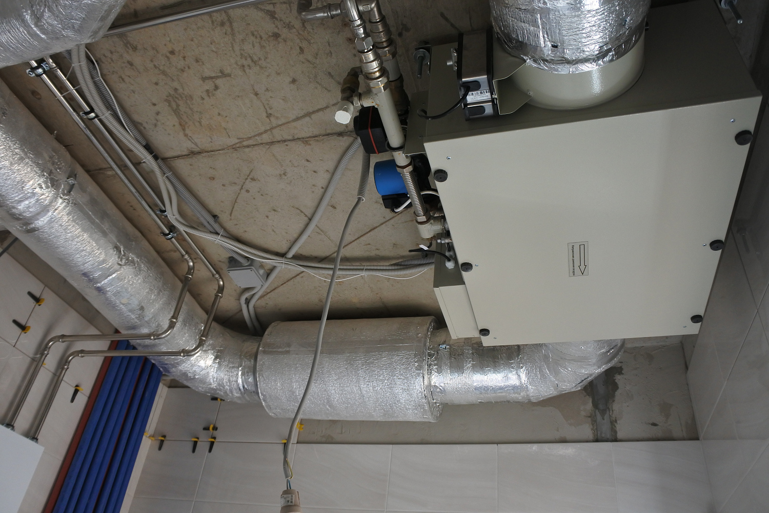 Монтаж котельной и вентиляции в загородном доме 250м2 СНТ Мичуренец