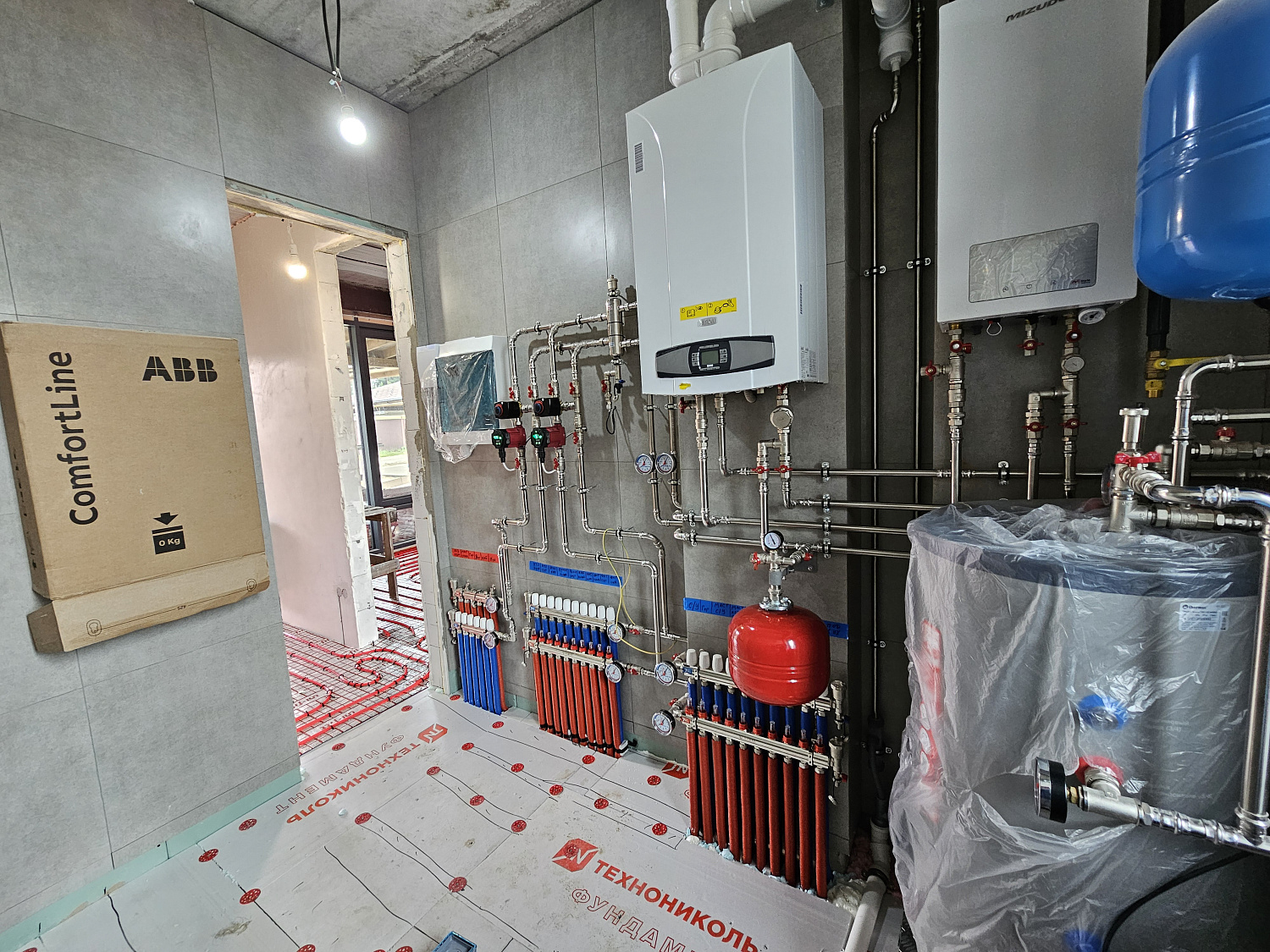 Монтаж радиаторного отопления, теплые полы, монтаж котельной, водоснабжения и водоотведения в загородном доме 140 м2 КП Купавушка