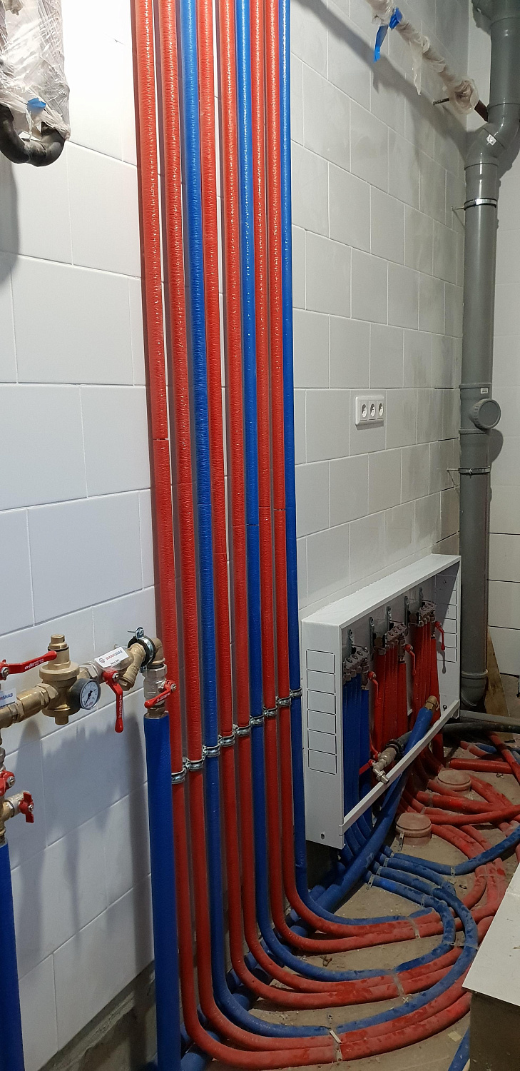 Котельная, радиаторное отопление, водоснабжение, водоотведение, вентиляция.