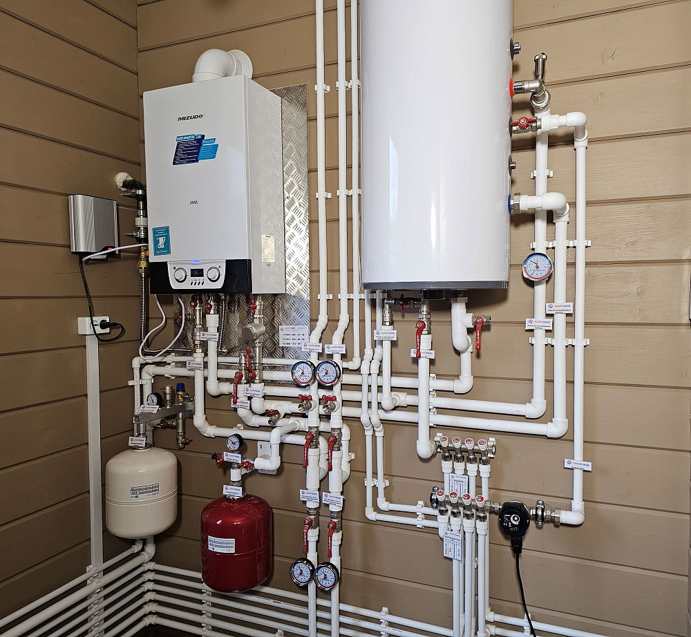 Монтаж котельной, радиаторного отопления, водоснабжения и водоотведение в деревянном доме 130м2