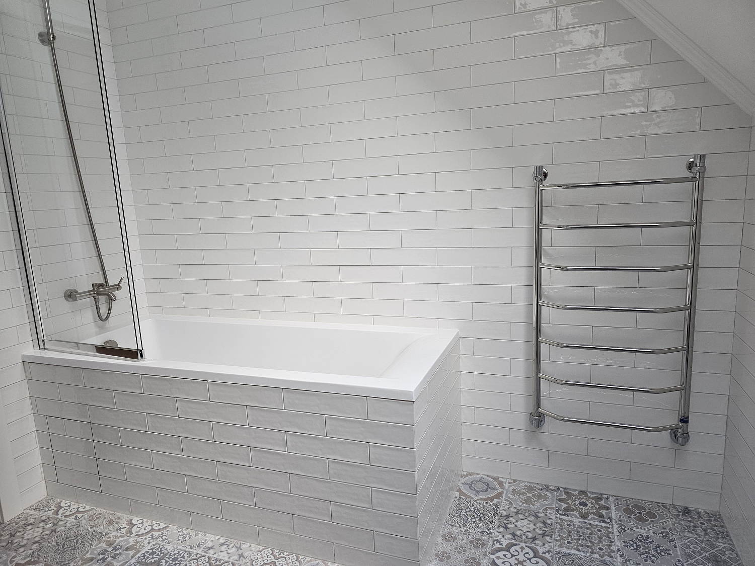 Монтаж чистовой сантехники в частном доме 