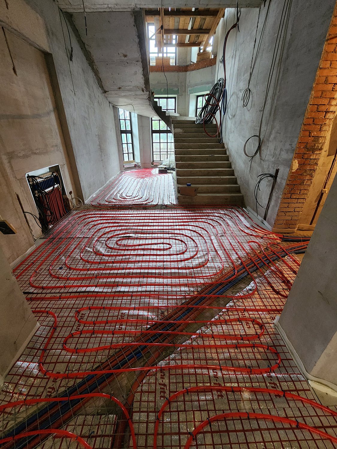 Тёплый пол в загородном доме более 1000 м2