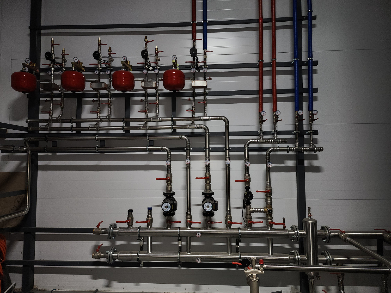 Монтаж котельной и радиаторного отопления на производственном объекте