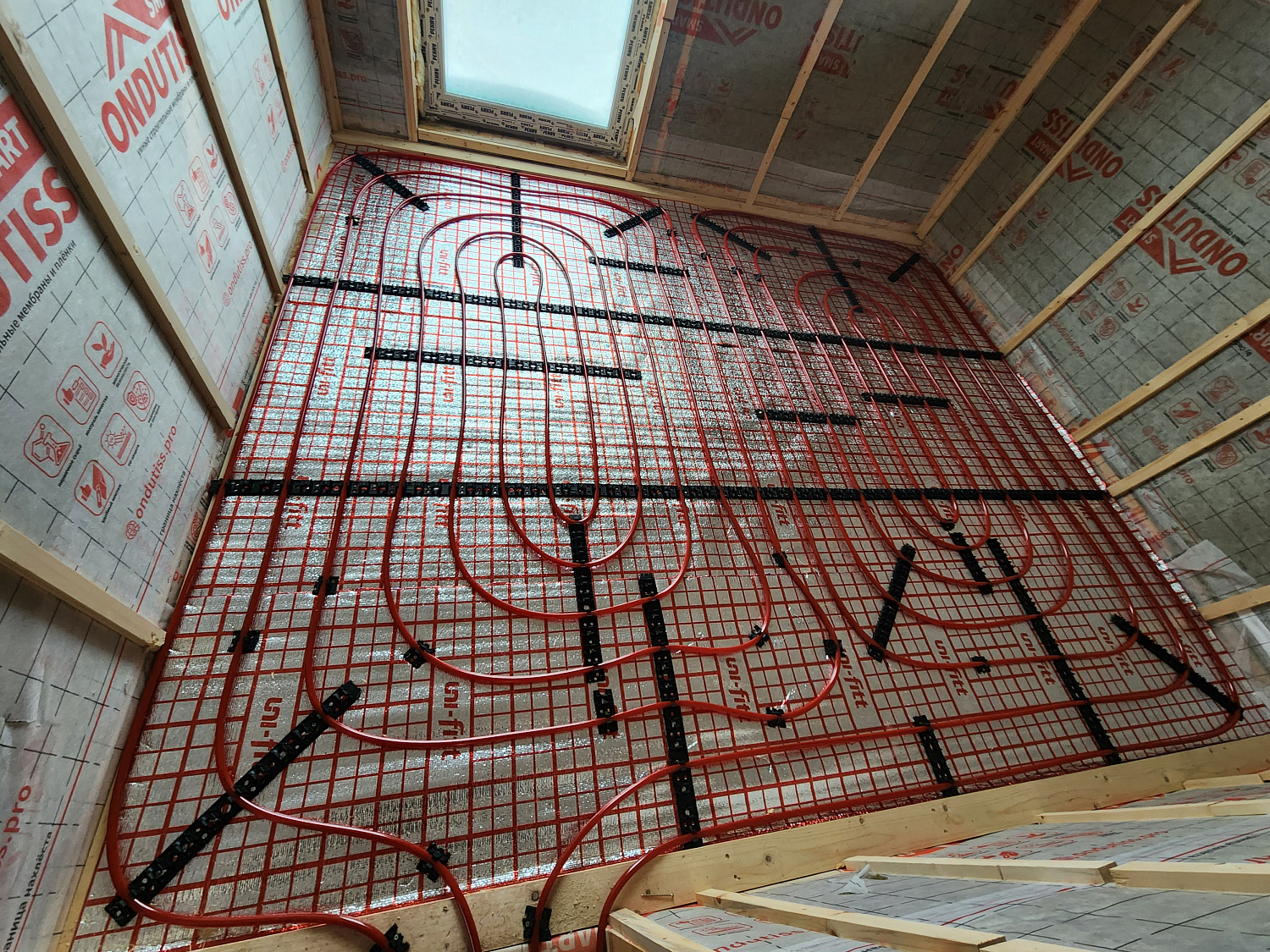 Монтаж тёплых полов, монтаж котельной в каркасном доме 120м2