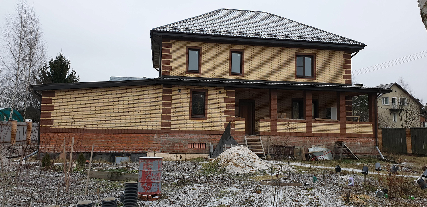 Дом площадью 300 м.кв.