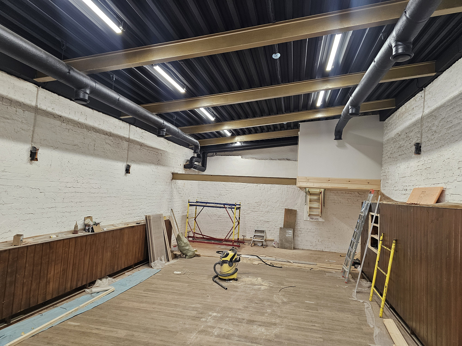 Монтаж систем вентиляции, вентиляционных установок в нежилом помещении (переговорная и спортзал)