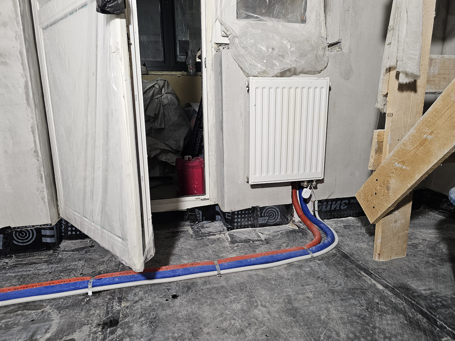 Монтаж водоснабжения, водоотведения и радиаторного отопления в однокомнатной квартире