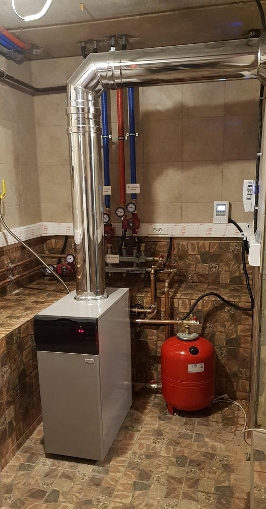 Отопление комбинированное тёплыми полами и радиаторами. 