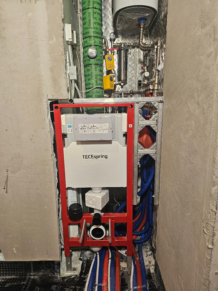 Монтаж водоснабжения, водоотведения и радиаторного отопления в однокомнатной квартире