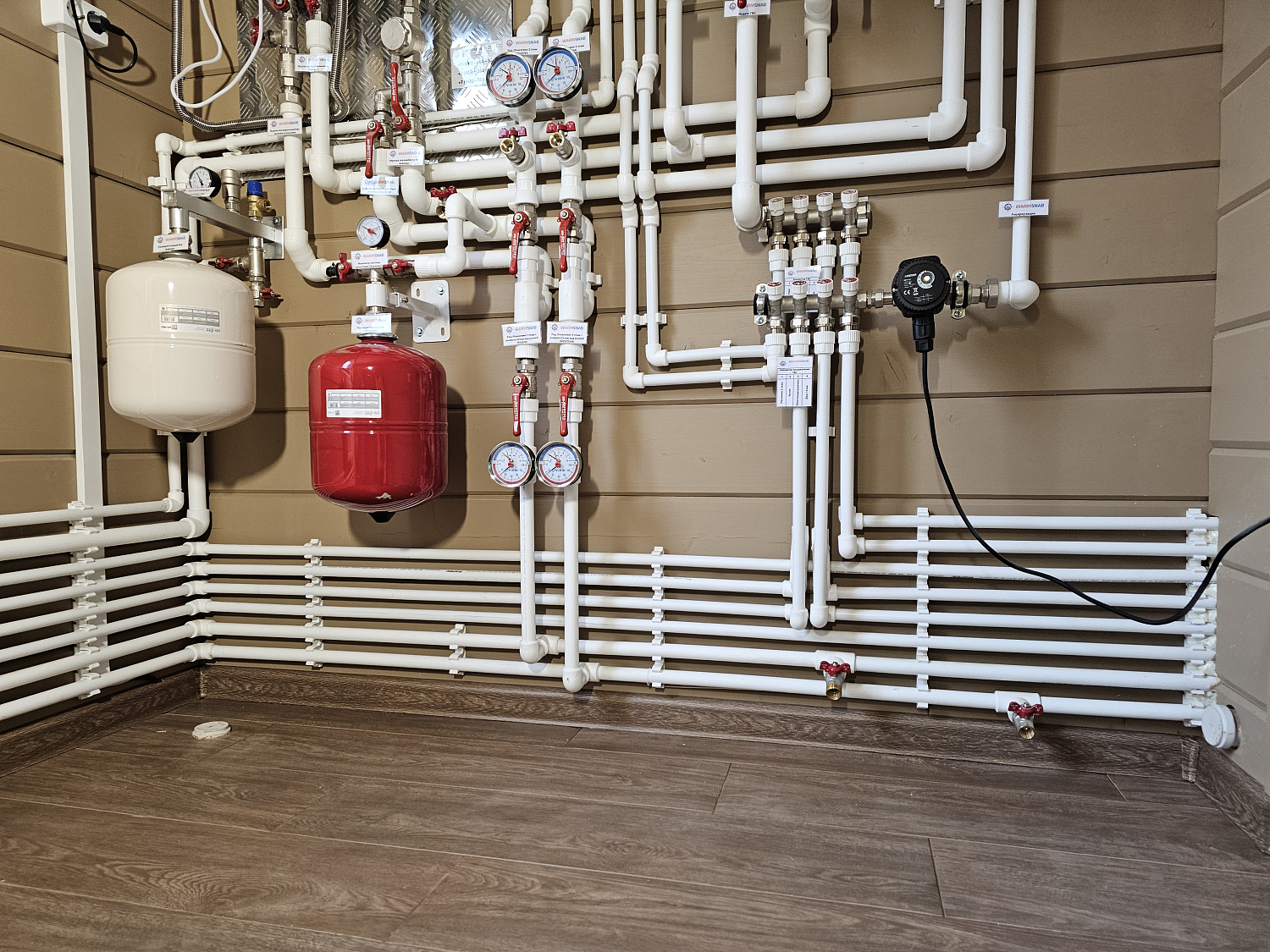 Монтаж котельной, радиаторного отопления, водоснабжения и водоотведение в деревянном доме 130м2