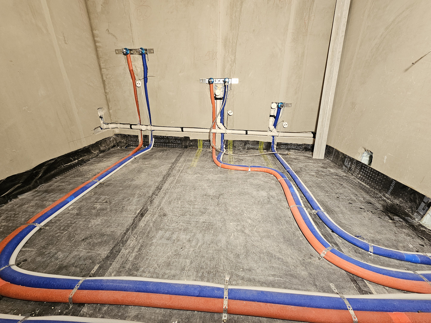 Монтаж водоснабжения, водоотведения и радиаторного отопления в однокомнатной квартире