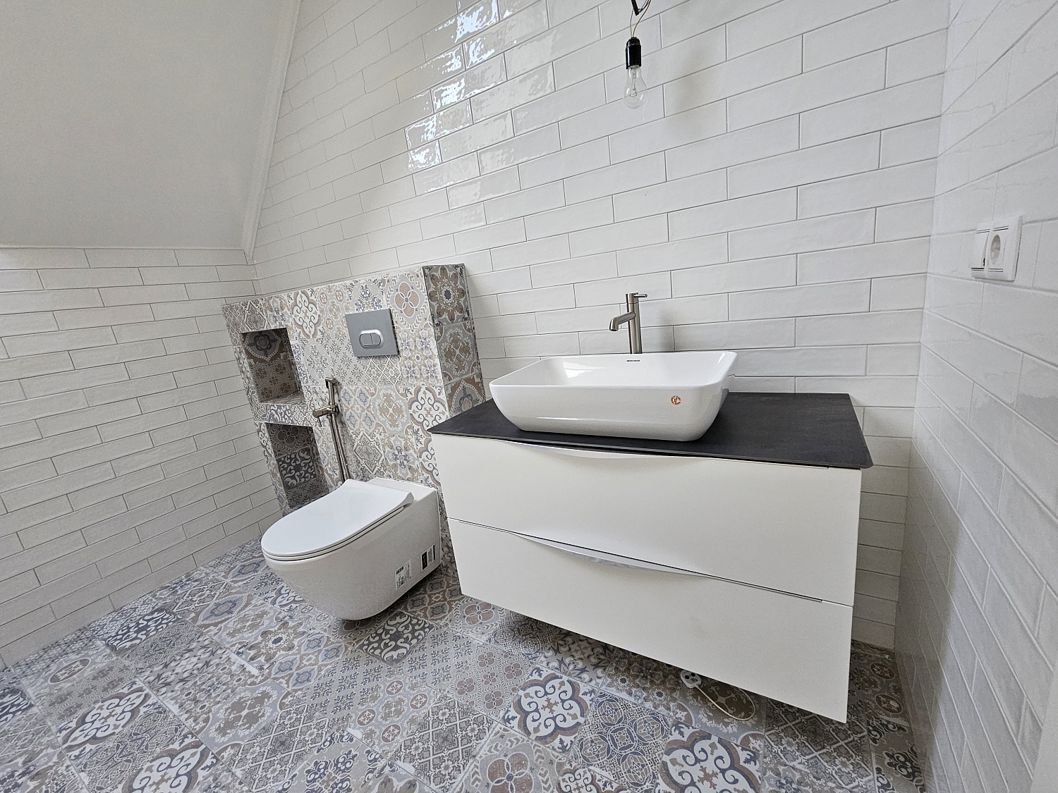 Монтаж чистовой сантехники в частном доме 