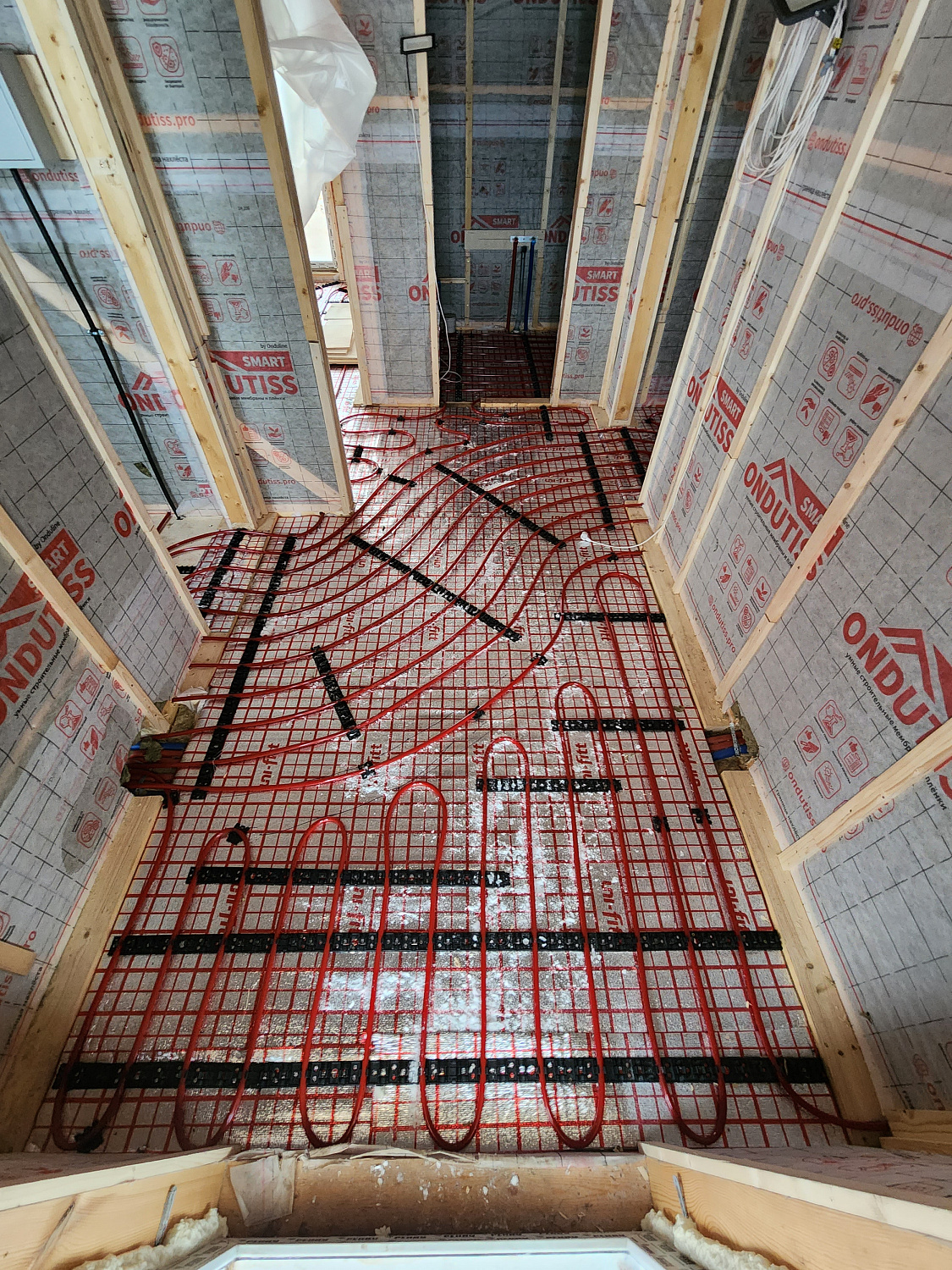 Монтаж тёплых полов, монтаж котельной в каркасном доме 120м2