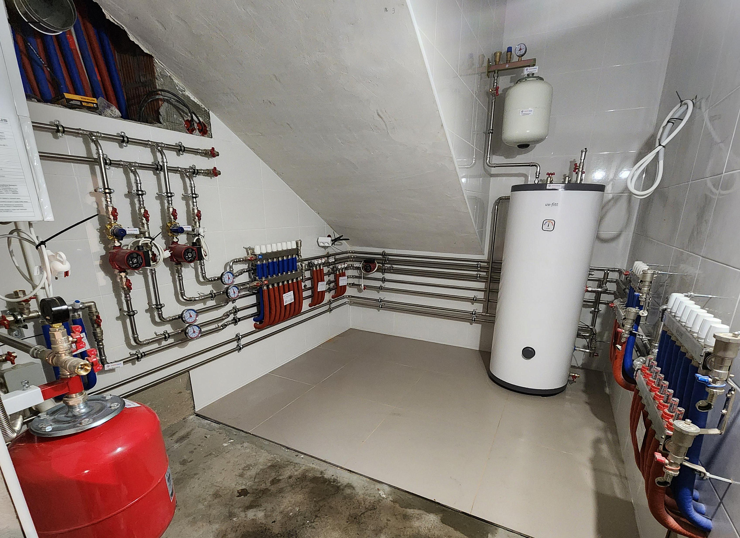 Монтаж котельной, радиаторного отопления, теплого пола в частном доме в КП Мидлтон